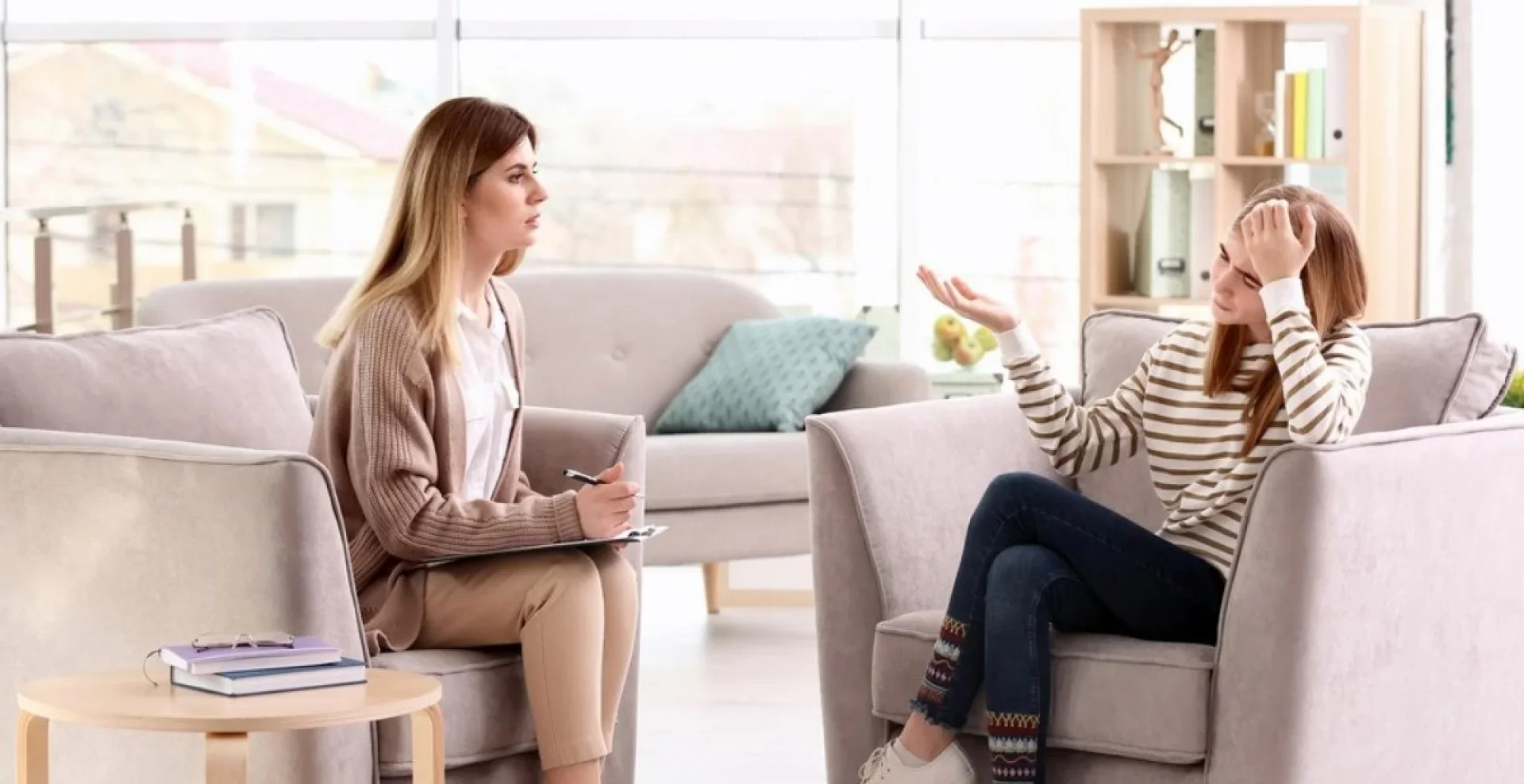 Therapist and patient in a calm consultation session